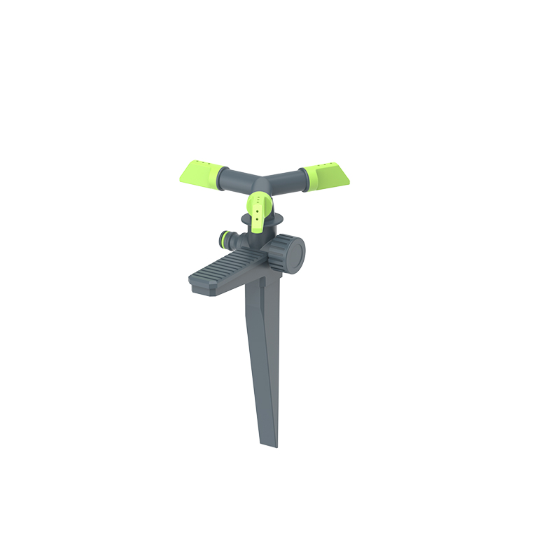Three arms sprinkler with plastic spike TS1220